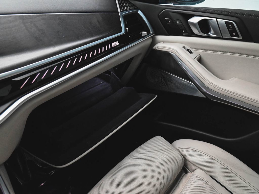 BMW X5 photo 20