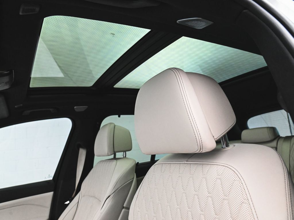 BMW X5 photo 35
