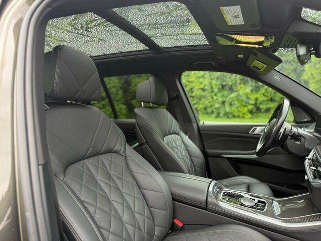2024 BMW X5 M60i Sports Activity Vehicle - 23033566 - 32