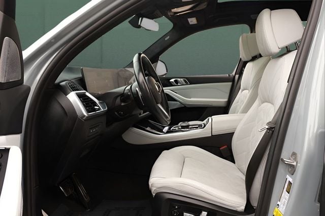 2024 BMW X5 M60i Sports Activity Vehicle - 23047055 - 19