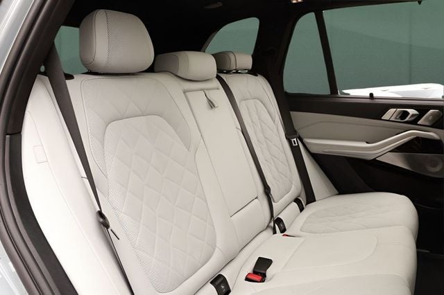 2024 BMW X5 M60i Sports Activity Vehicle - 23047055 - 23
