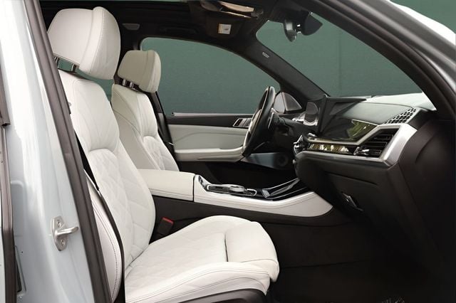 2024 BMW X5 M60i Sports Activity Vehicle - 23047055 - 24