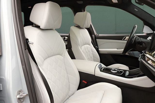 2024 BMW X5 M60i Sports Activity Vehicle - 23047055 - 25