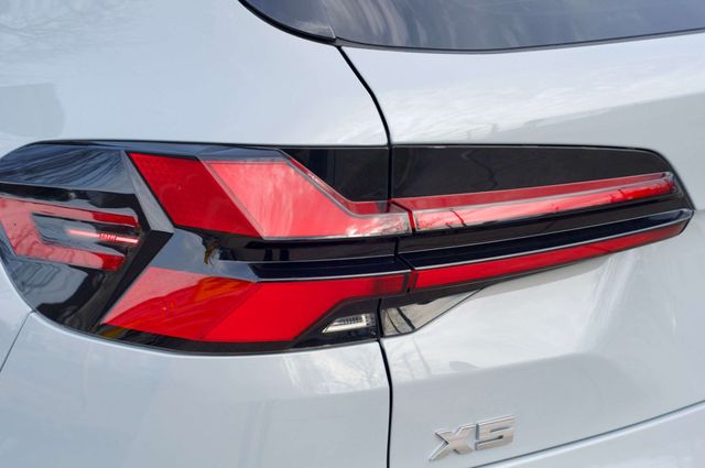 2024 BMW X5 MSRP$99495/M-60/V8/DrivingAssistanceProPkg/M-SportProPkg/NAV - 22978341 - 9