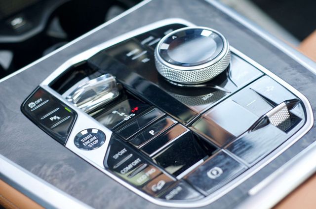 2024 BMW X5 MSRP$99495/M-60/V8/DrivingAssistanceProPkg/M-SportProPkg/NAV - 22978341 - 29