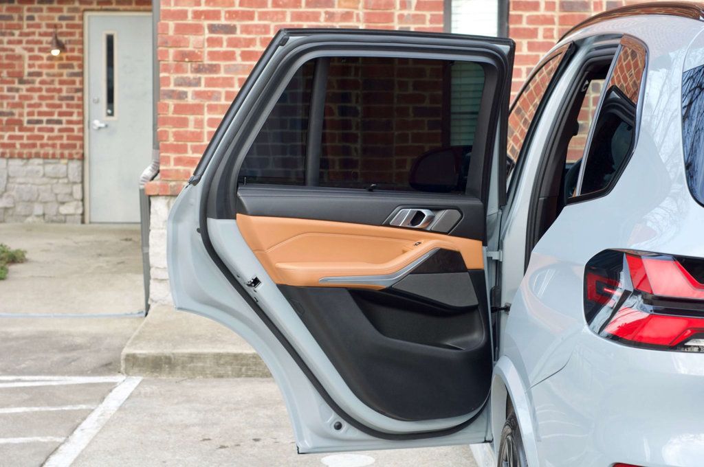 2024 BMW X5 MSRP$99495/M-60/V8/DrivingAssistanceProPkg/M-SportProPkg/NAV - 22978341 - 43