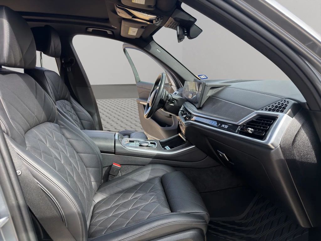 2024 BMW X5 sDrive40i Sports Activity Vehicle - 22983078 - 19