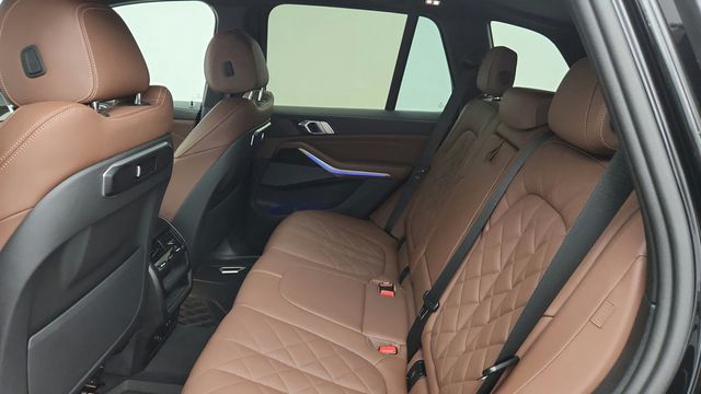 2024 BMW X5 xDrive40i SAV w/ Premium Package & Parking Assistance Package - 23044581 - 20