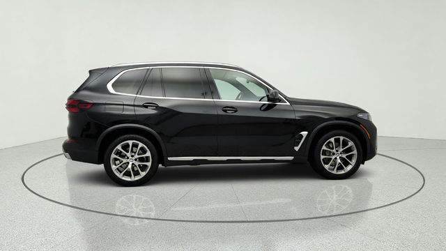 2024 BMW X5 xDrive40i SAV w/ Premium Package & Parking Assistance Package - 23044581 - 3