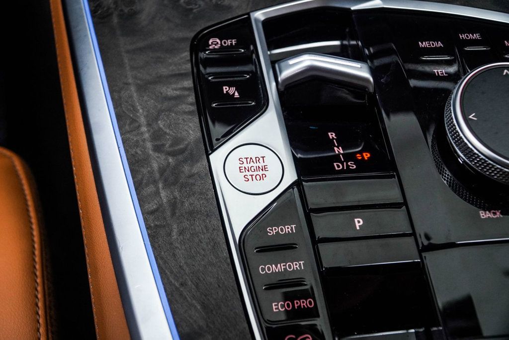 BMW X5 photo 23
