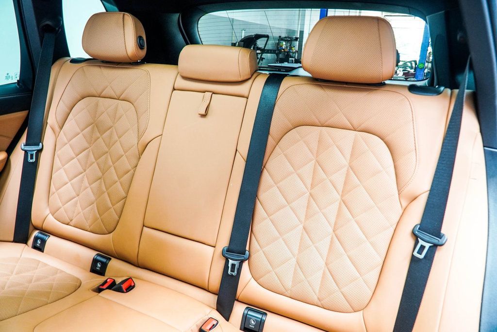BMW X5 photo 42
