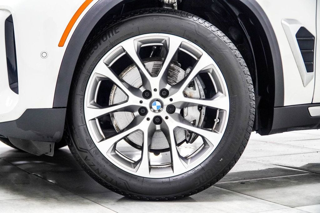 BMW X5 photo 7