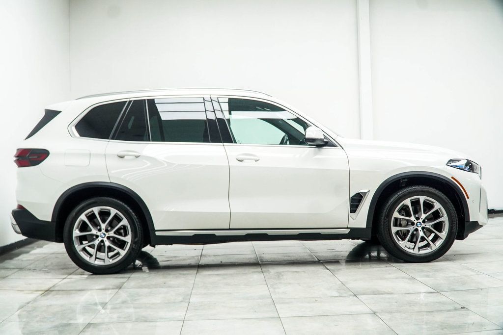 BMW X5 photo 8