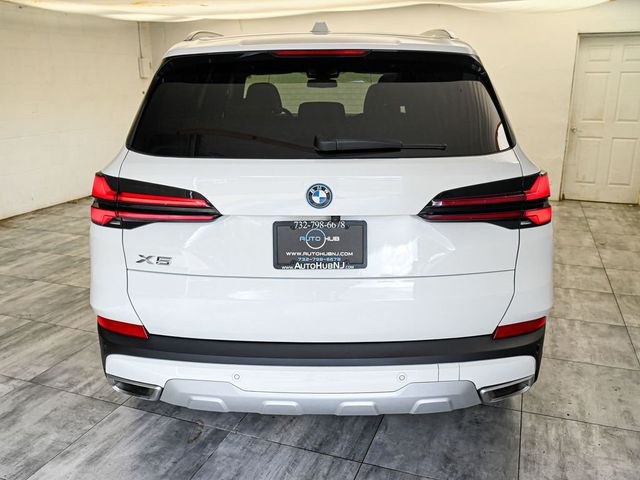 2024 BMW X5 xDrive50e - 23045623 - 4