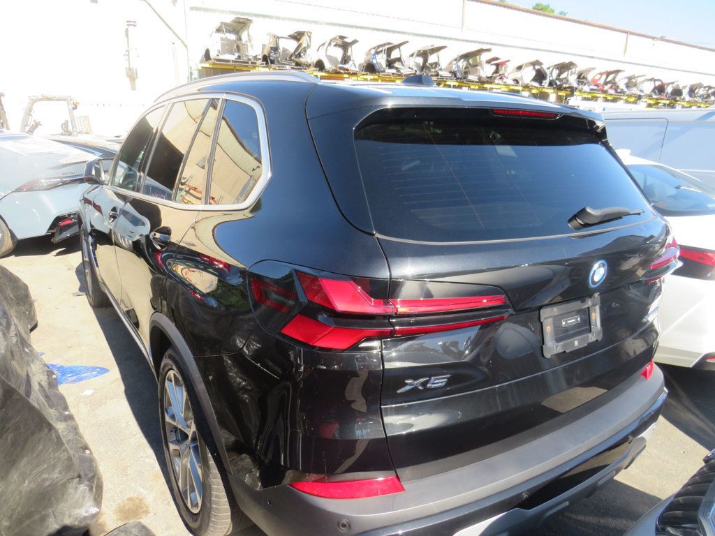 BMW X5 photo 4