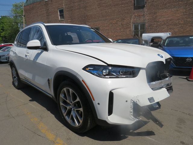 2024 BMW X5 xDrive50e Plug-In Hybrid(clear title) - 23022984 - 2