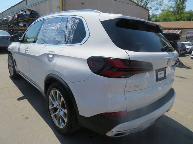2024 BMW X5 xDrive50e Plug-In Hybrid(clear title) - 23022984 - 6