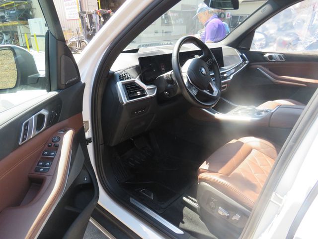 2024 BMW X5 xDrive50e Plug-In Hybrid(clear title) - 23022984 - 8