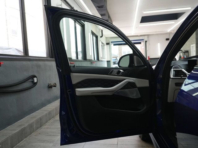 2024 BMW X5 M Competition - 23078019 - 9