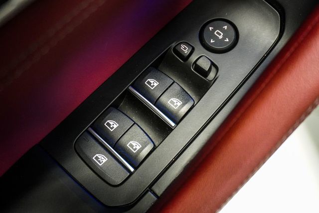 2024 BMW X6 M60i Sports Activity - 23000223 - 25