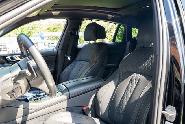 2024 BMW X6 MSRP$108335/M-60i/DrivingAssistanceProPkg/M-SportProPkg/HeadsUp - 23039445 - 17