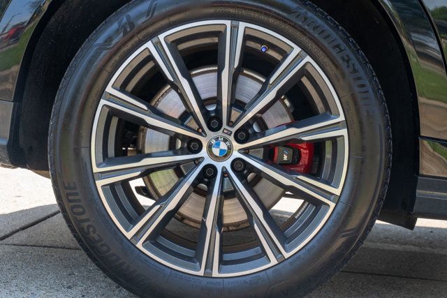 2024 BMW X6 MSRP$108335/M-60i/DrivingAssistanceProPkg/M-SportProPkg/HeadsUp - 23039445 - 53
