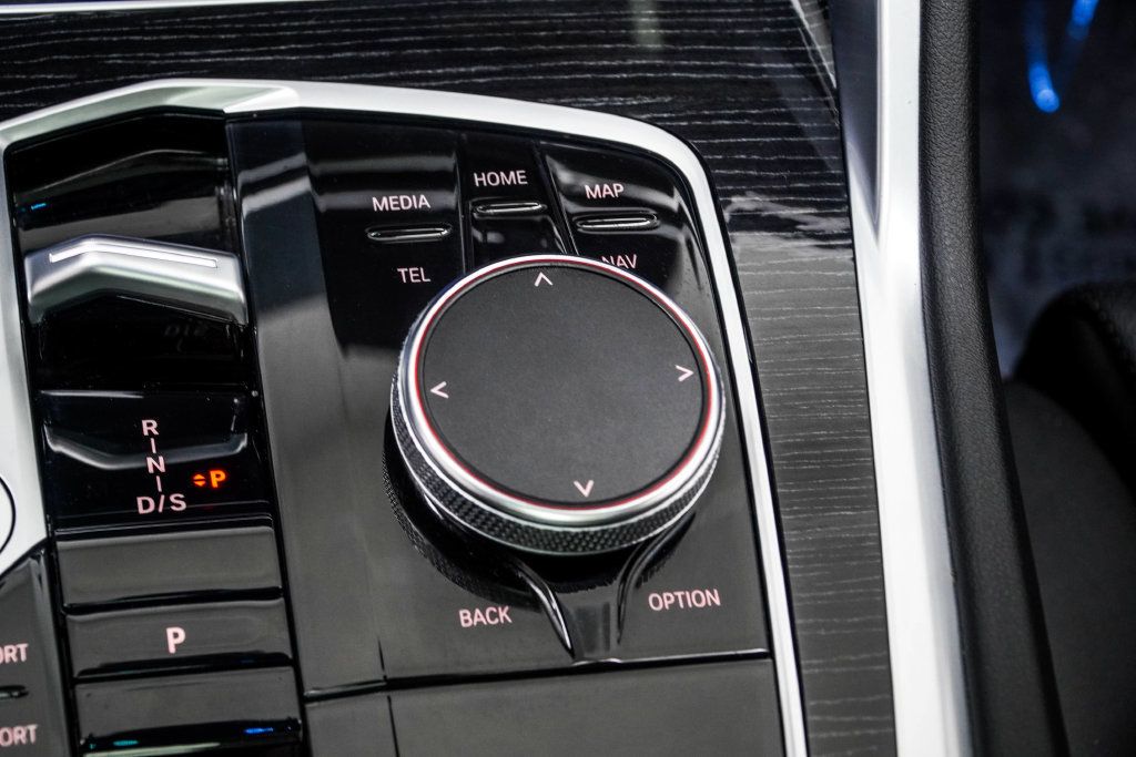 BMW X6 photo 28