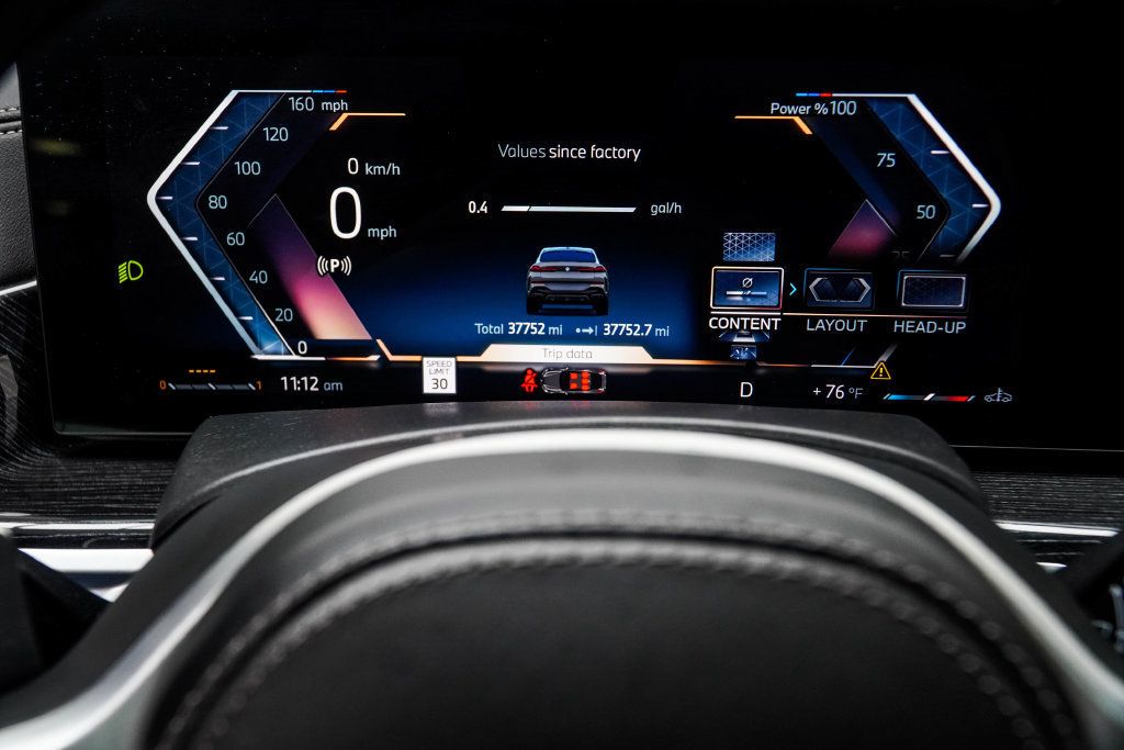 BMW X6 photo 42