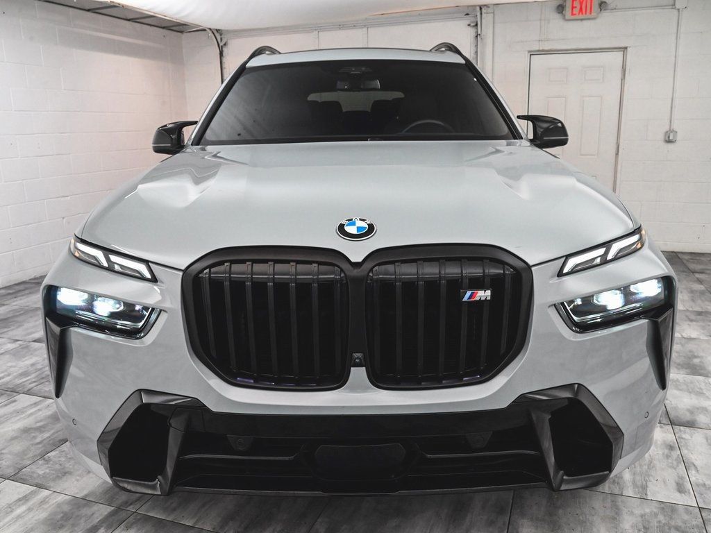 2024 Bmw X7 M60i photo 2
