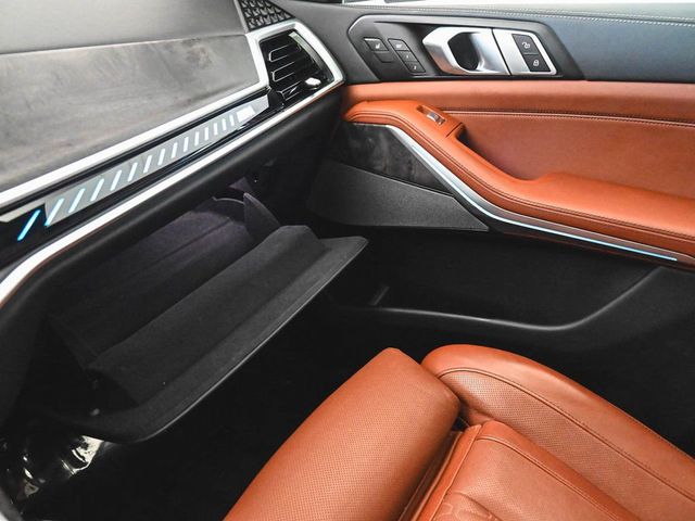 2024 BMW X7 M60i - 22974142 - 19