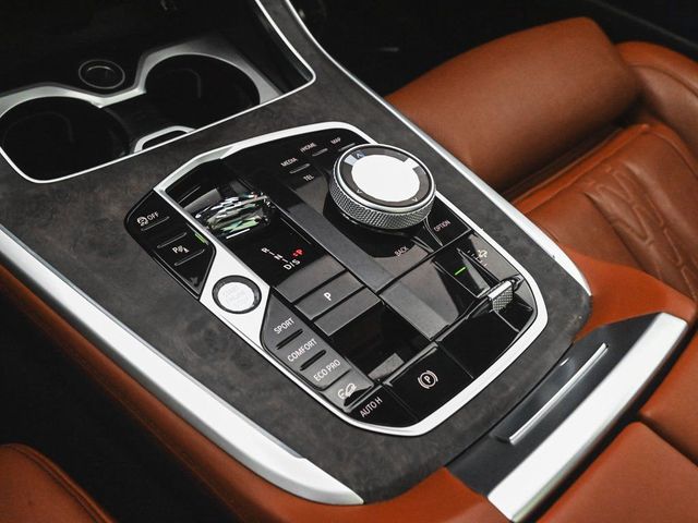 2024 BMW X7 M60i - 22974142 - 32