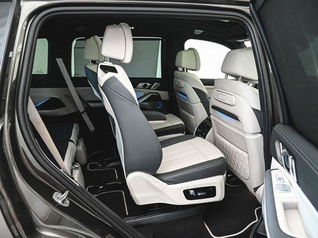 2024 BMW X7 M60i - 23021807 - 45