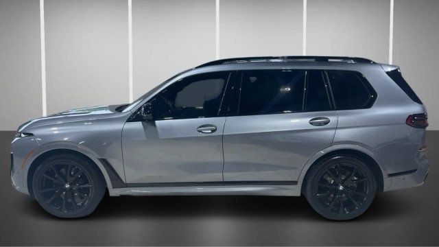 2024 BMW X7 M60i Sports Activity Vehicle - 23061996 - 13