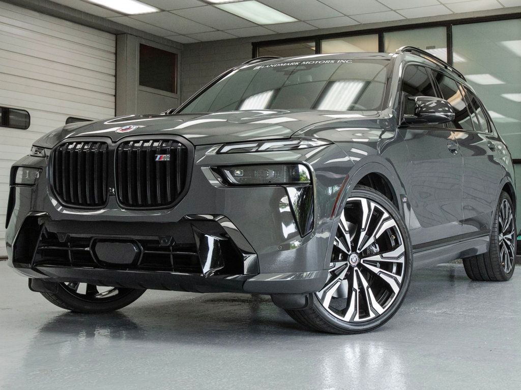 2024 Bmw X7 M60i photo 2