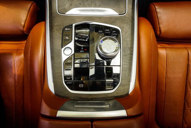2024 BMW X7 M60i Sports Activity Vehicle - 23078247 - 19