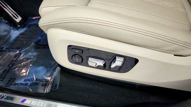 2024 BMW X7 M60i Sports Activity Vehicle - 23094607 - 11