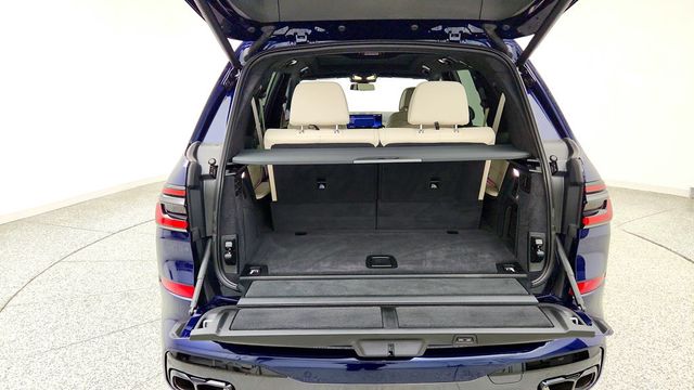 2024 BMW X7 M60i Sports Activity Vehicle - 23094607 - 21