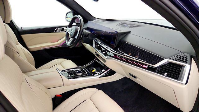 2024 BMW X7 M60i Sports Activity Vehicle - 23094607 - 25