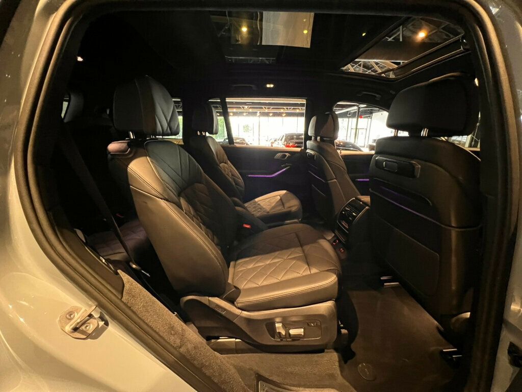 2024 BMW X7 M SportPkg/M SportProPkg/CaptainsChairs/PremiumPkg/ParkAssistPkg - 23022646 - 28