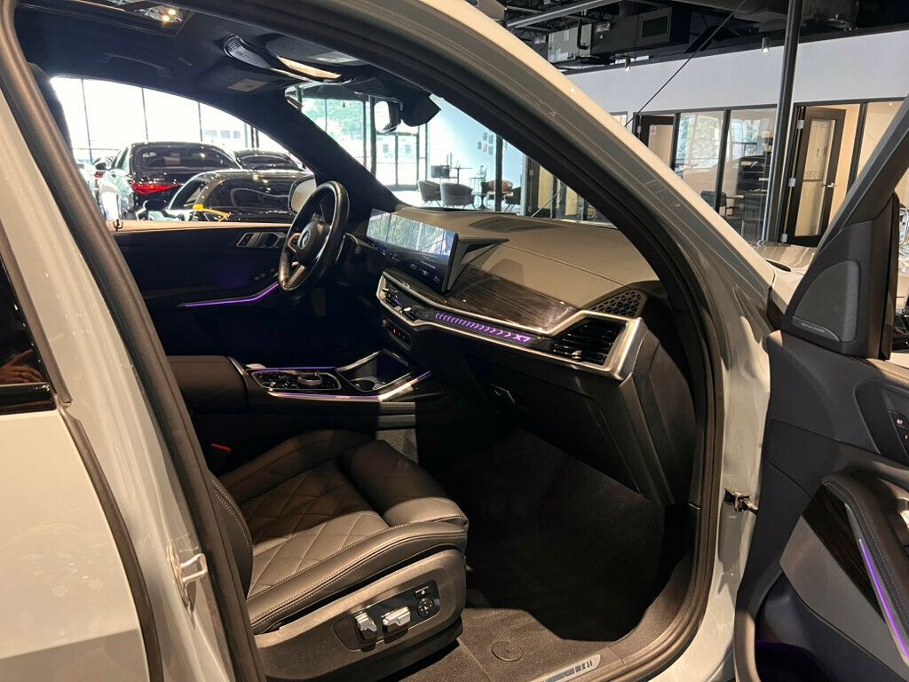 2024 BMW X7 M SportPkg/M SportProPkg/CaptainsChairs/PremiumPkg/ParkAssistPkg - 23022646 - 30