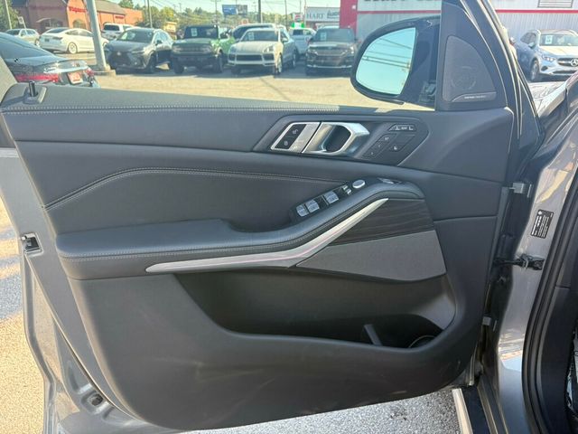 2024 BMW X7 MSRP$113195/M60/DrivingAssistanceProPkg/2ndRowCaptains/NAV - 22916130 - 15