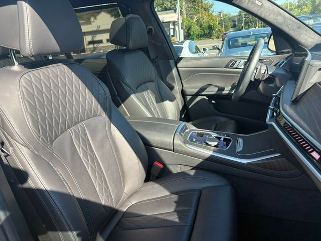 2024 BMW X7 MSRP$113195/M60/DrivingAssistanceProPkg/2ndRowCaptains/NAV - 22916130 - 31