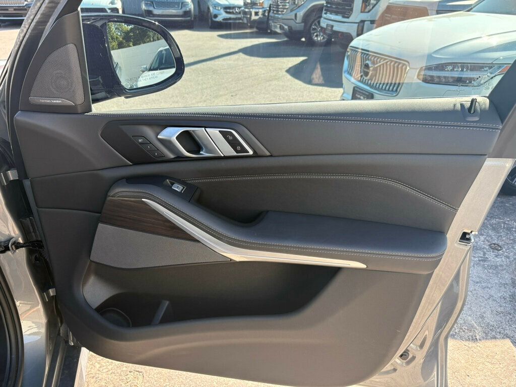2024 BMW X7 MSRP$113195/M60/DrivingAssistanceProPkg/2ndRowCaptains/NAV - 22916130 - 32