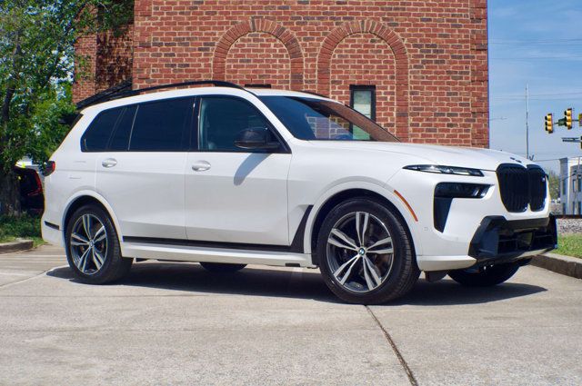 2024 BMW X7 MSRP$125075/ExecutivePkg/Heated&CooledMassagingSeats/NAV - 23008103 - 2