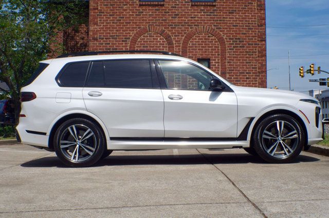 2024 BMW X7 MSRP$125075/ExecutivePkg/Heated&CooledMassagingSeats/NAV - 23008103 - 3