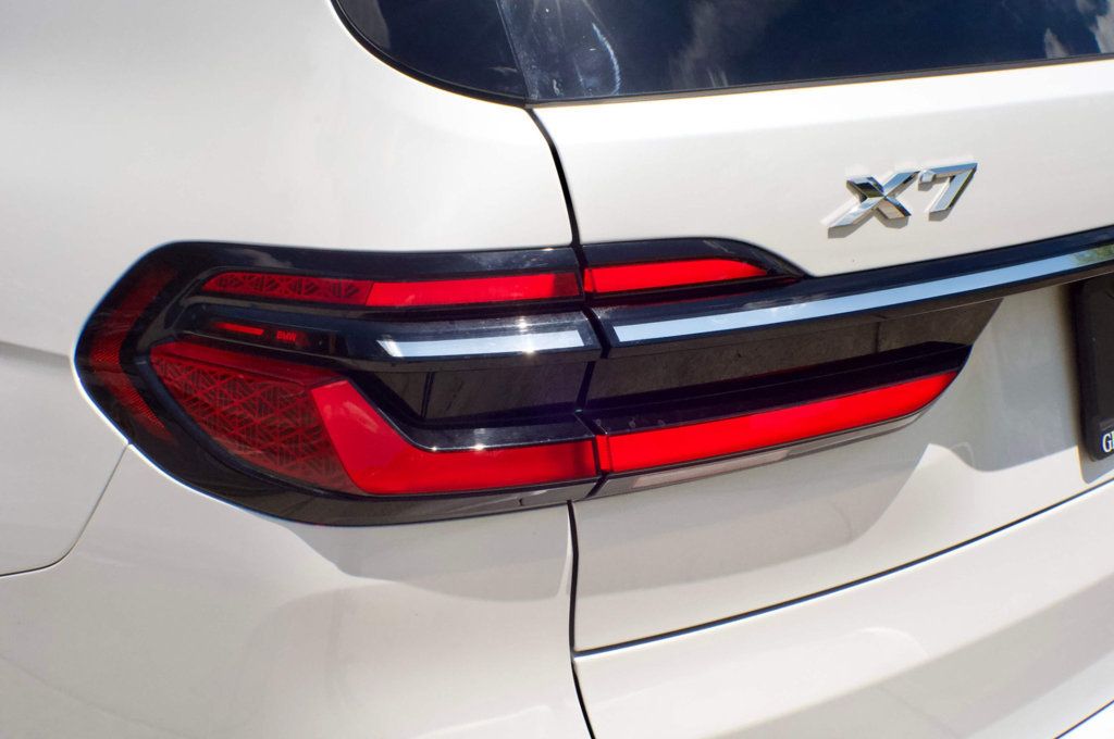 2024 BMW X7 MSRP$90695/M-SportPkg/ParkingAssistancePkg/PanoramicRoof/NAV - 23013815 - 17