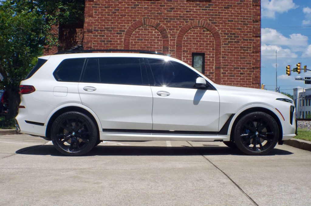 2024 BMW X7 MSRP$90695/M-SportPkg/ParkingAssistancePkg/PanoramicRoof/NAV - 23013815 - 3