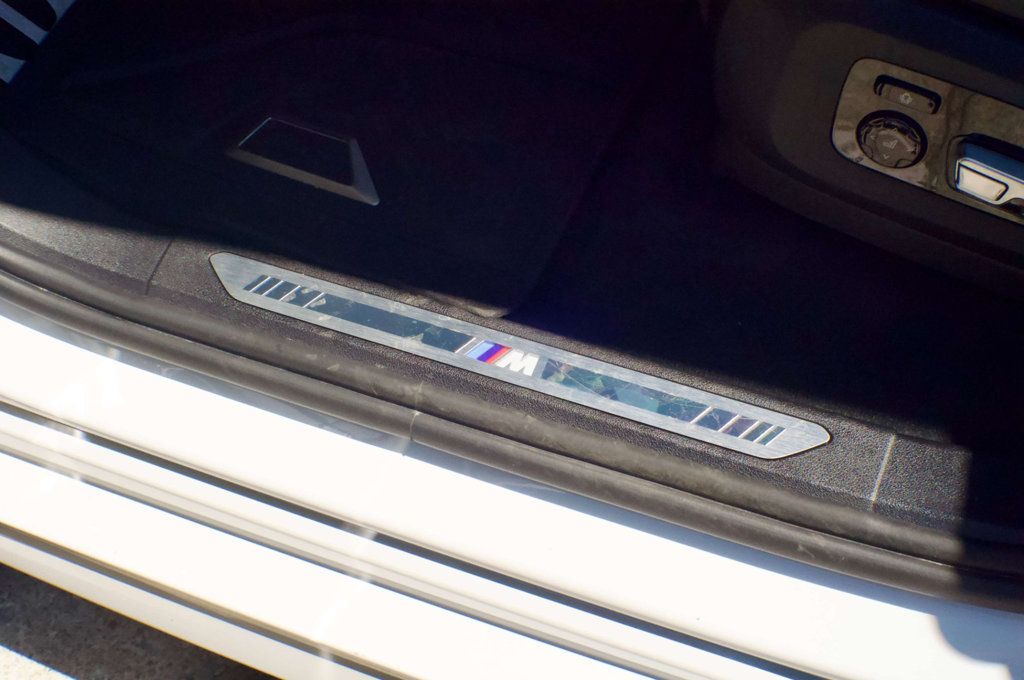 2024 BMW X7 MSRP$90695/M-SportPkg/ParkingAssistancePkg/PanoramicRoof/NAV - 23013815 - 40