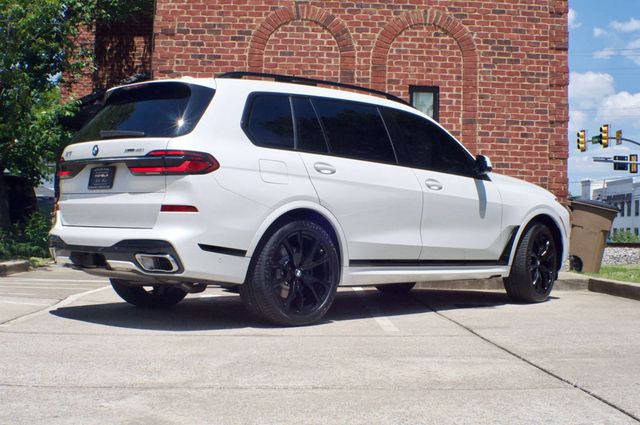 2024 BMW X7 xDrive40i's photo