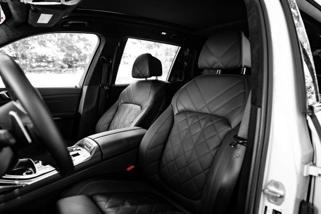 2024 BMW X7 MSRP$93690/M-SportPkg/PremiumPkg/ClimateComfortPkg/NAV - 23068114 - 16
